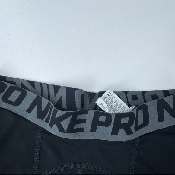 Nike Black Compression Pants for Ultimate Comfort - Men - Picture 5 of 9